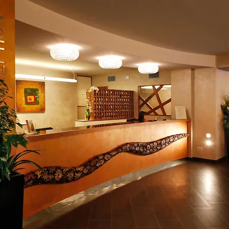 Hotel Monte Rosa 4*