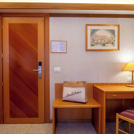 Monte Rosa Hotel 4*