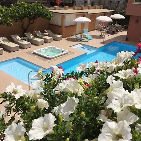 Hotel Monte Rosa 4*